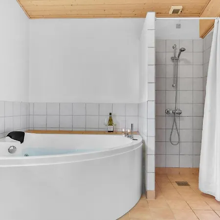 Awesome In With House Sea View Holiday home