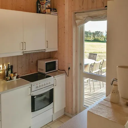 Three-bedroom In פאבורג